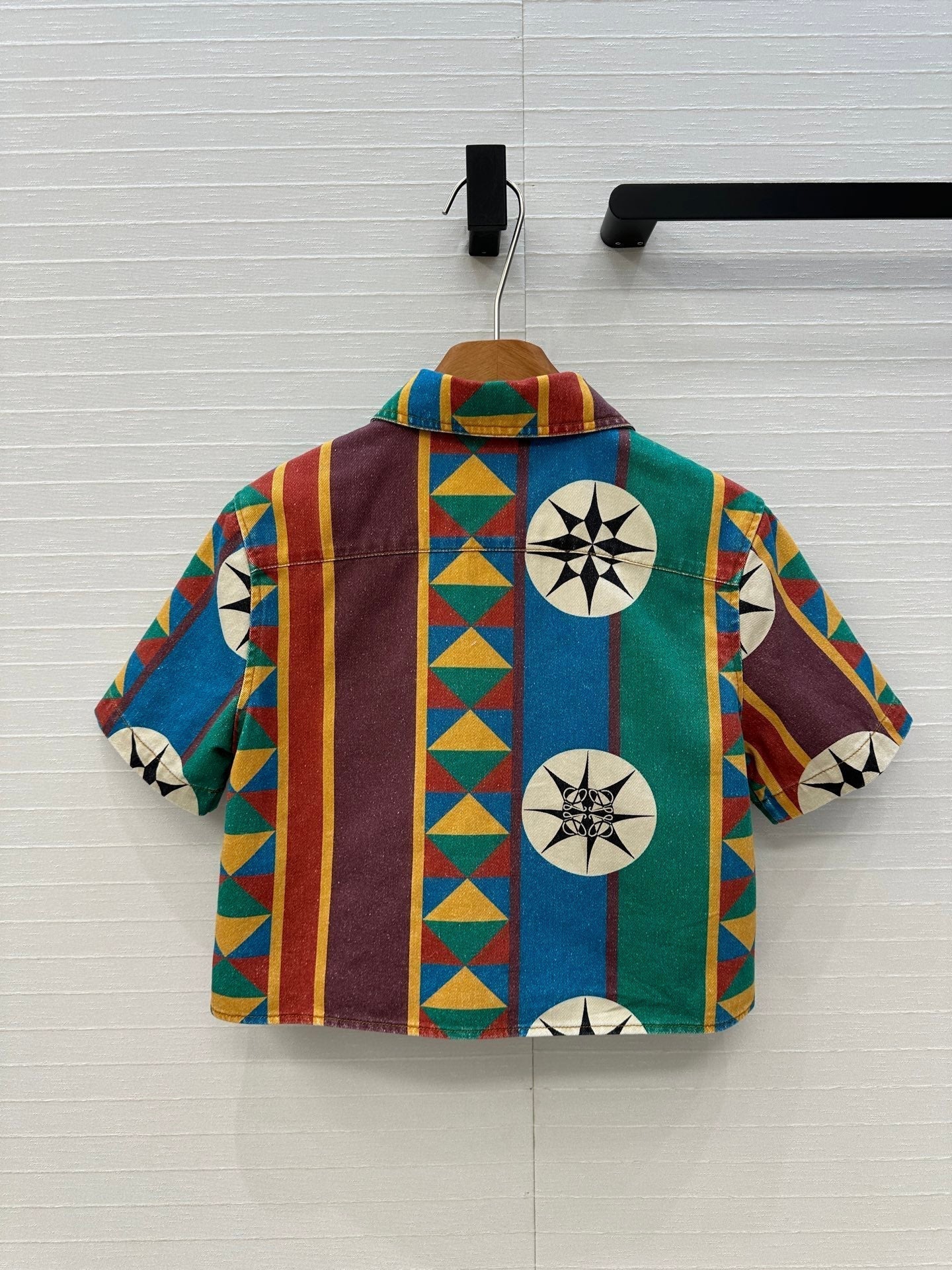 LOEWE SHORT-SLEEVE PRINTED DENIM SHIRT 264373