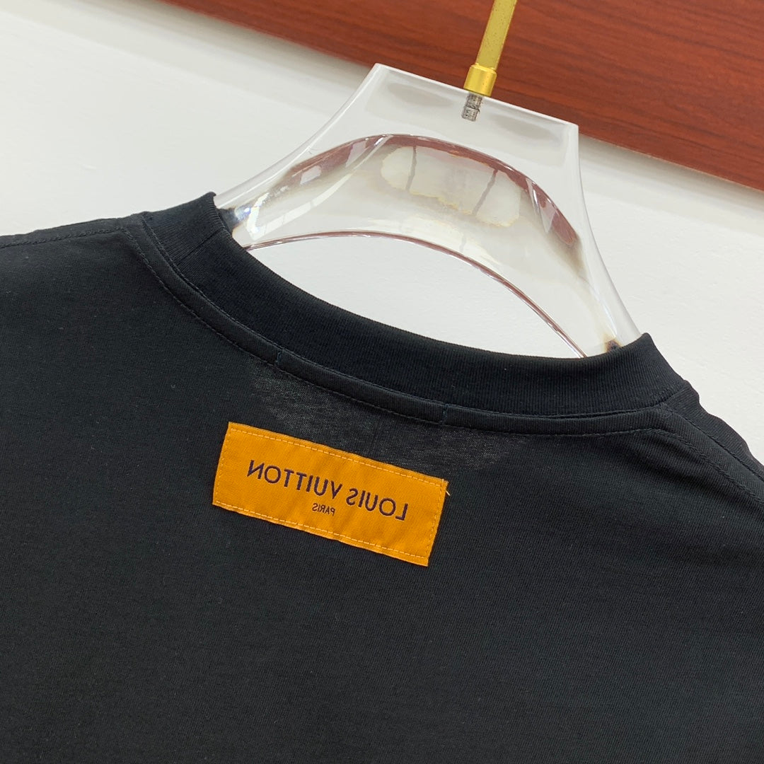 LOUIS VUITTON LV T-SHIRT STYLIZED LOGO IN BLACK COTTON 238875