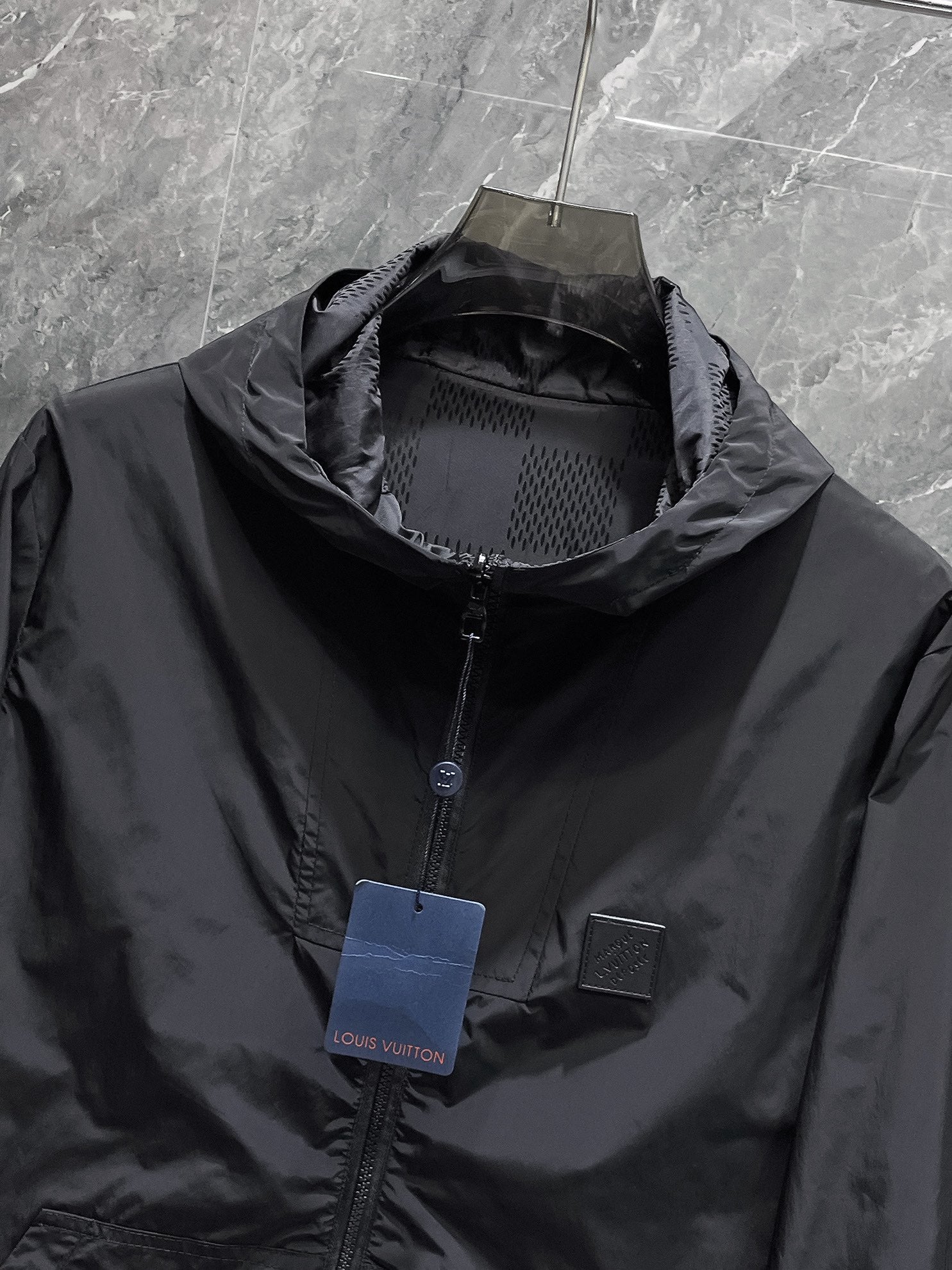 LOUIS VUITTON LV BLACK DAMIER JACKET 239564